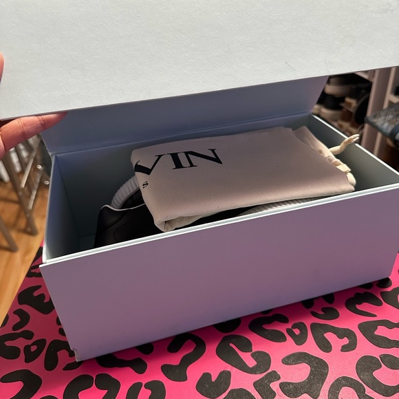 Authentic LANVIIN New Black Sneakers with dust Bag and Box size 6 - Picture 1 of 11